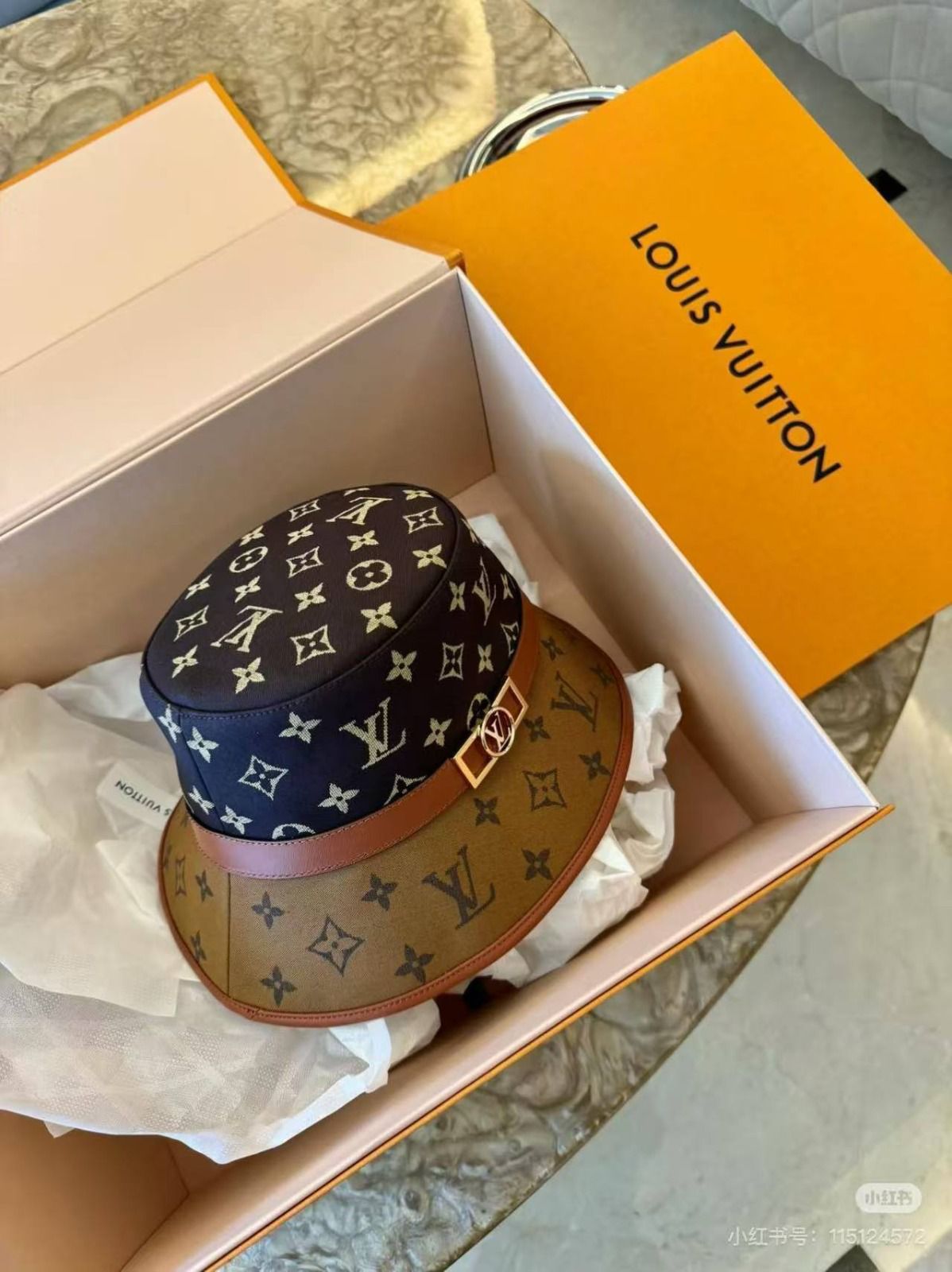 Hats Louis Vuitton