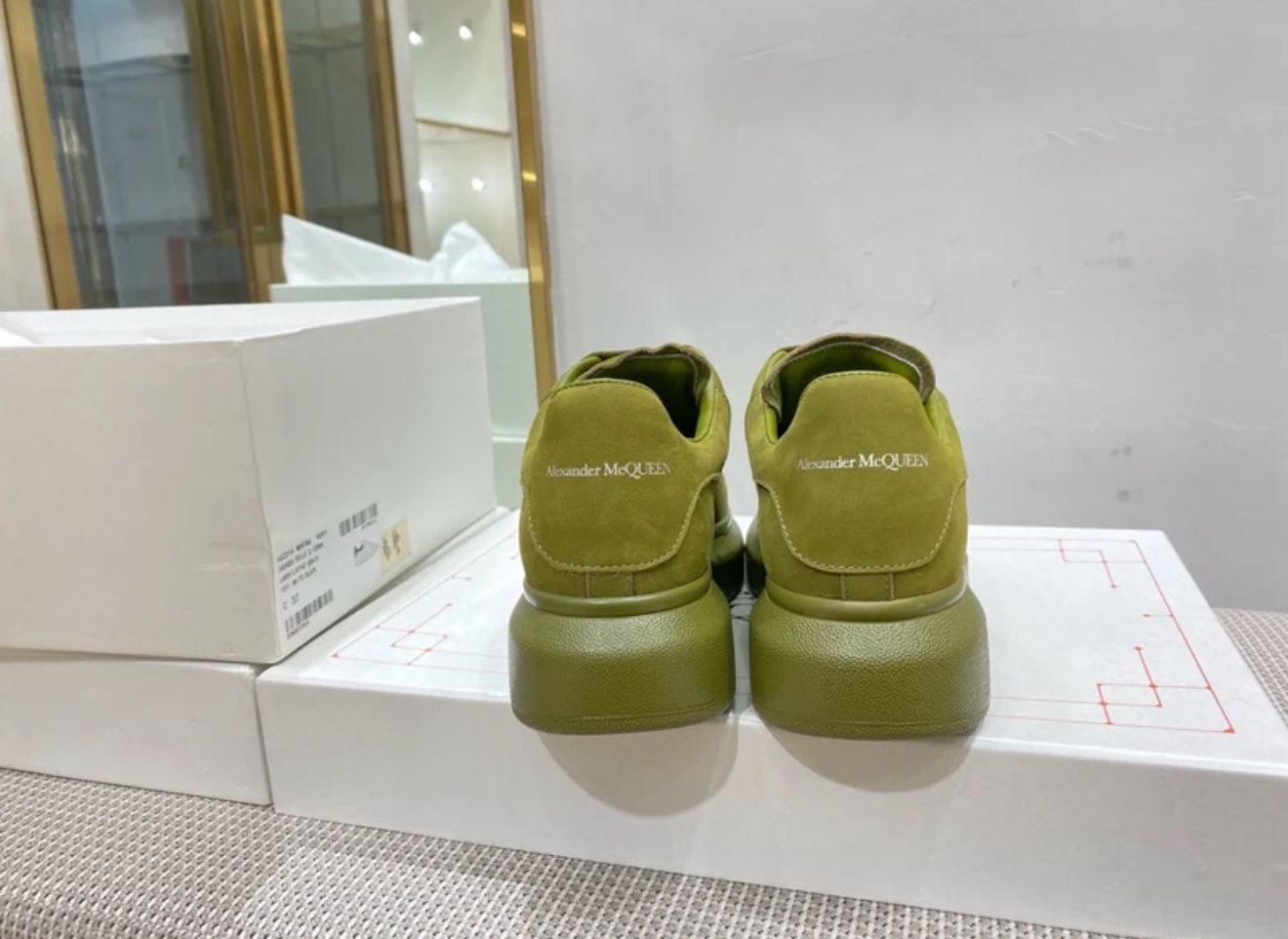 Alexander McQueen Oversized Sneaker